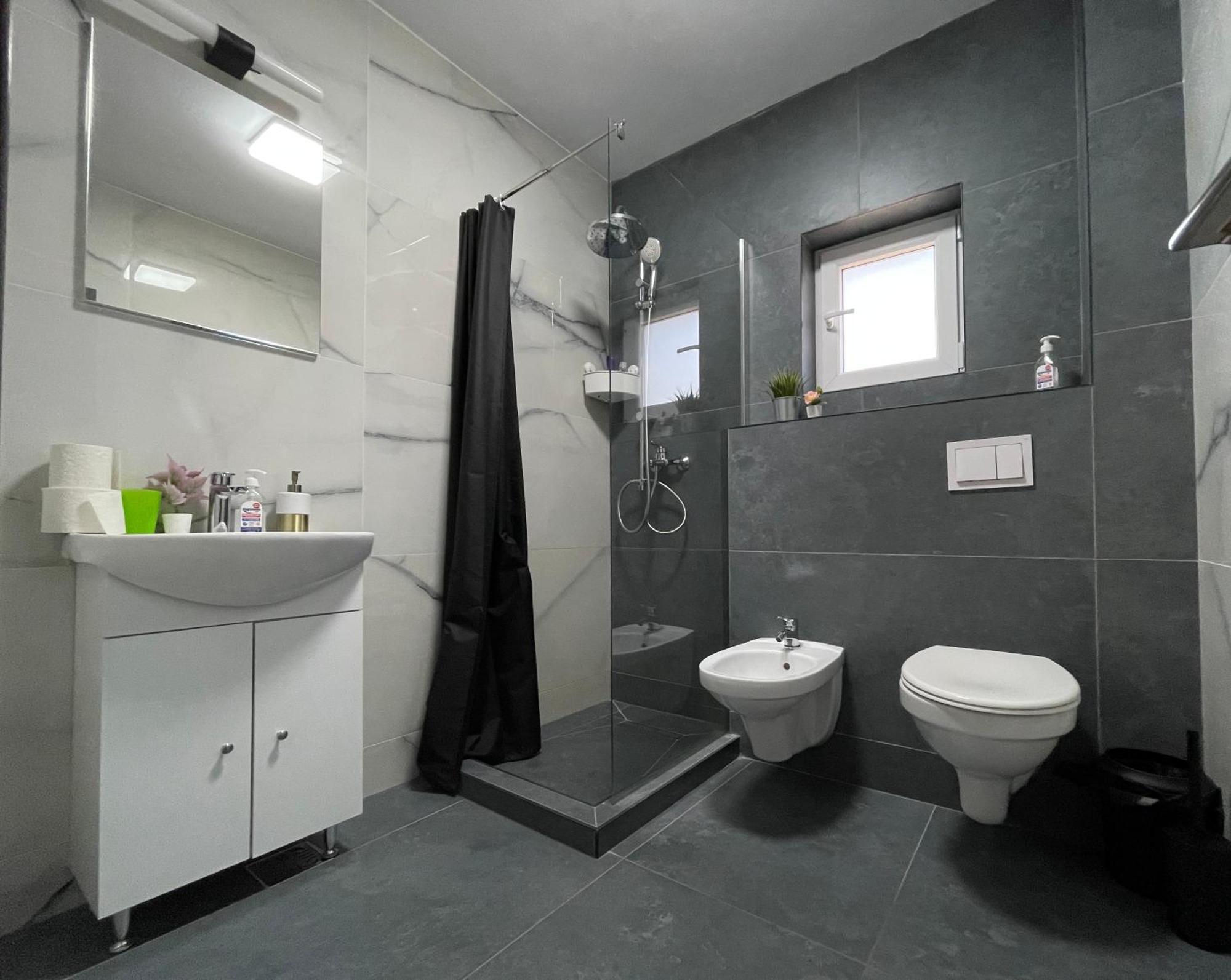Amurresidence Sauna 5 Apartments Free Parking Iasi Esterno foto